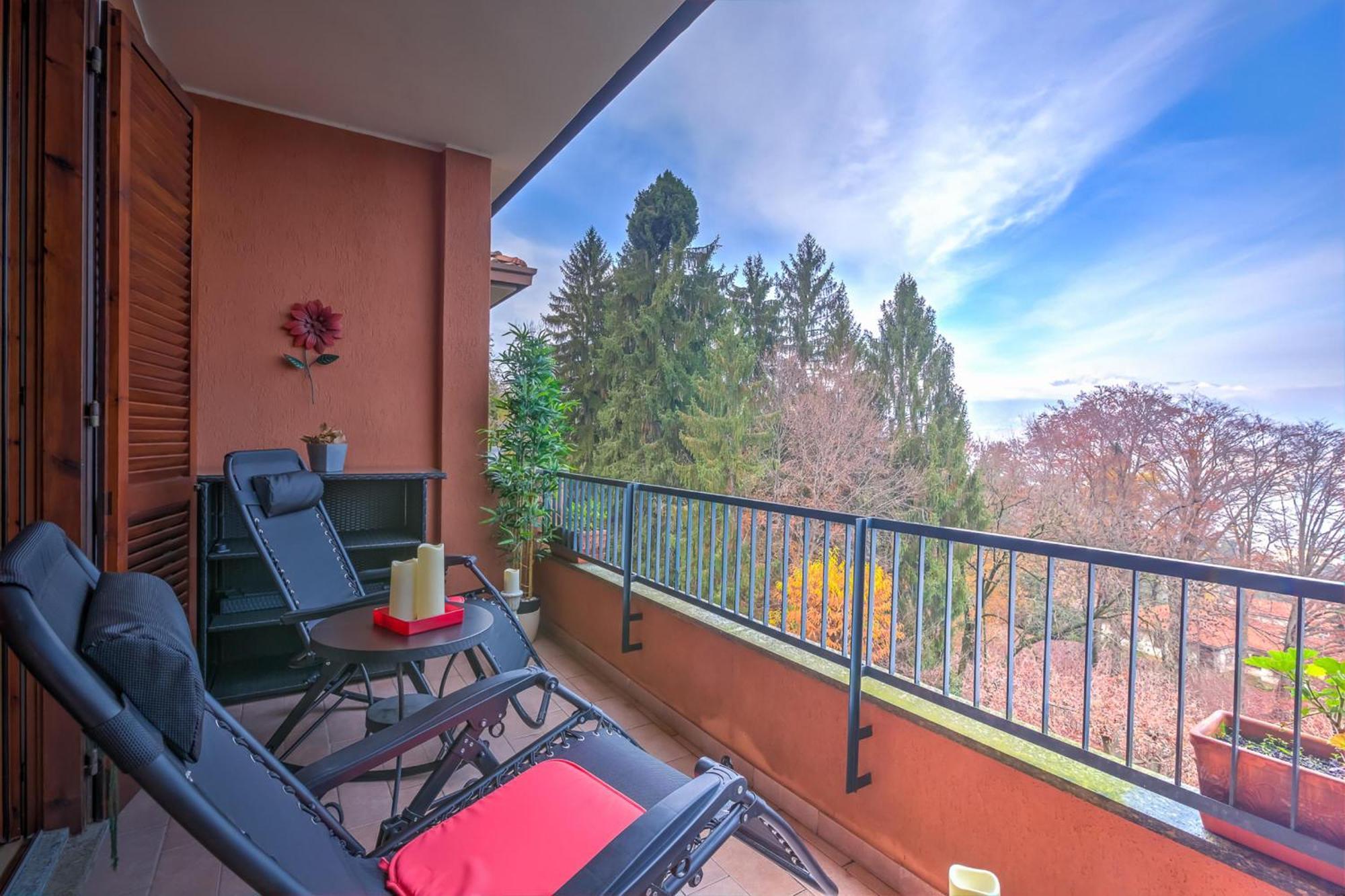 Apartamento La Bellavista Penthouse Stresa Exterior foto
